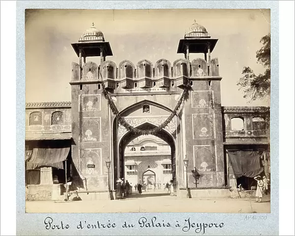 The entrance door of the maharaja palace in Jaipur (India) - Second half photograph of the 19th century
