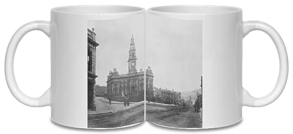 New Zealand, 1890s: Town Hall (b / w photo)