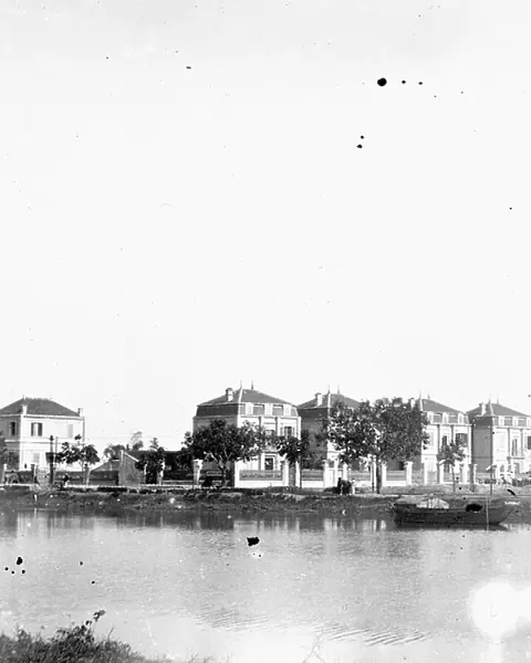 Indochina / Vietnam, Haiphong (hai phong): by the Red River, European villas. 1903