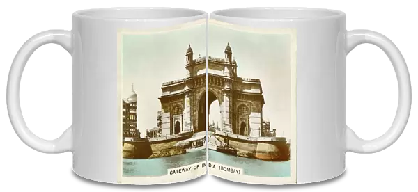Photocard, 1930s: Gateway of India, Bombay (coloured photo)
