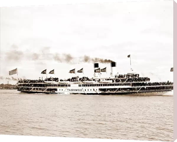 Steamer Tashmoo, Dewey Naval Parade, Detroit River, Dewey, George, 1837-1917, Anniversaries