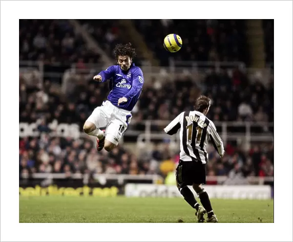 Soaring High: Simon Davies Glorious Moment at Everton Football Club