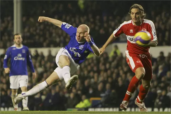 Andy Johnson's Thunderous Shot: Everton's Victory Over Middlesbrough