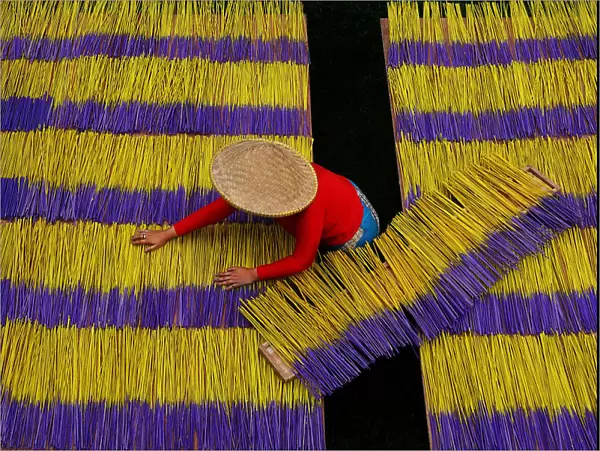 Drying Yellow Incense