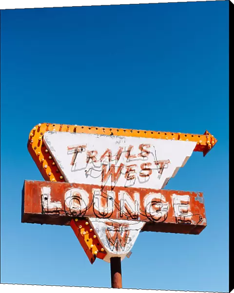 Trails West Lounge