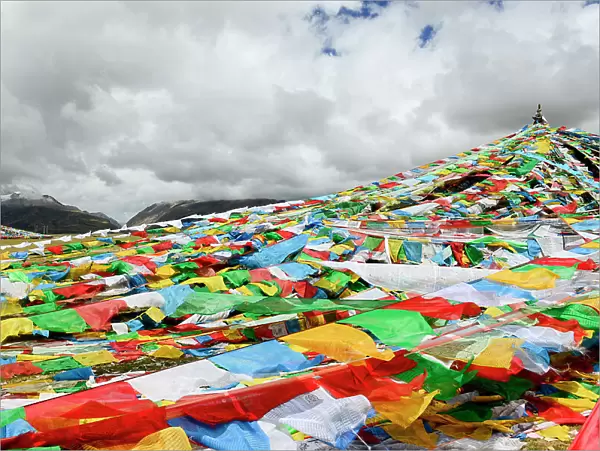 Prayer flags on shores of Nam-Tso Lake. Tibet, China