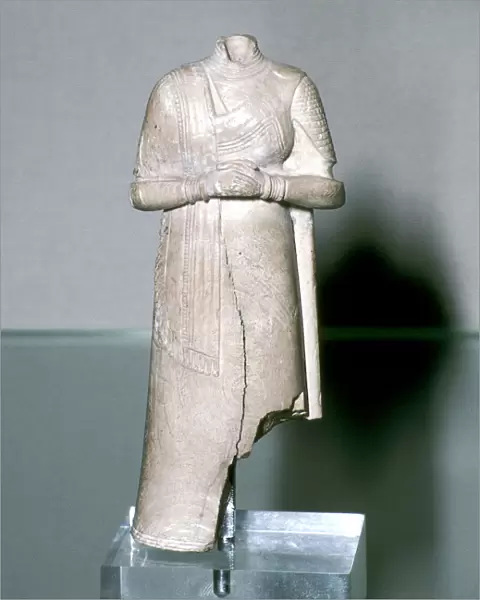 Statuette of a woman, Susa, 2nd millenium BC