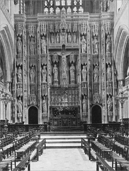 The reredos of Winchester Cathedral, 1924-1926