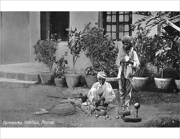 Tamasha Wallas, Pune (Poona), India, early 20th century
