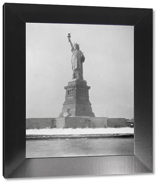 Statue of Liberty, New York City, USA, 20th century. Artist: J Dearden Holmes