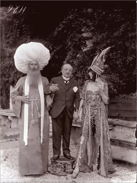The Marchesa Casati by Giovanni Boldini and a man in a mask, 1913