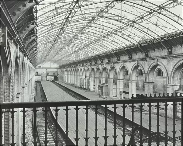 Crystal Palace Station, Crystal Palace Parade, Bromley, London, 1955