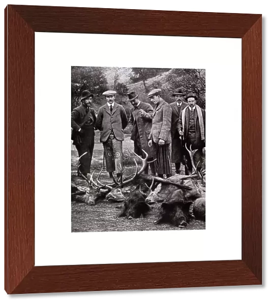 King Alfonso XIII of Spain (1886-1941) hunting with Prince Arthur of Connaught