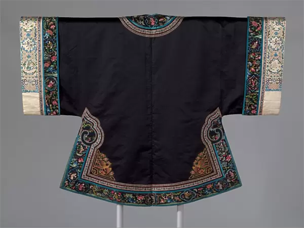 Womans Surcoat, China, Qing dynasty (1644-1911), 1860  /  90. Creator: Unknown