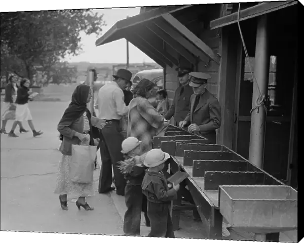 Plant quarantine inspectors examining packages, Texas, 1937. Creator: Dorothea Lange