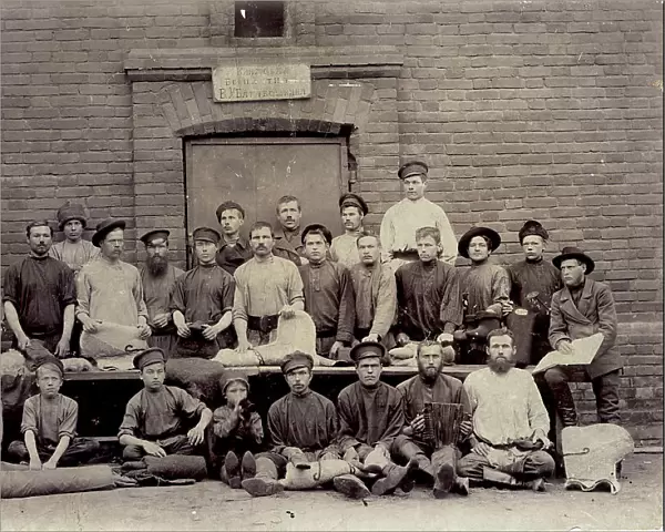 Workers of the rolling workshop V.U. Baraboshkina, 1915. Creator: Unknown