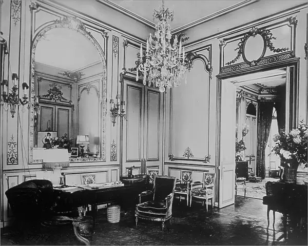 Col. House's Office, Paris, 3 Dec 1918. Creator: Bain News Service