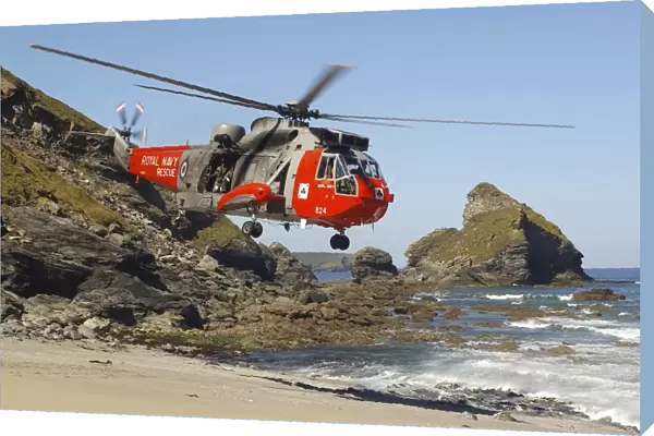 Seaking Conducts Search and Rescue Exercise