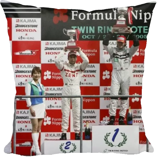 2005 Japanese Formula 3 Championship Motegi, Japan. 23rd October 2005. Round 20 Race podium - winner Paolo Montin (ThreeBond), 1st position, Joao Paulo de Oliveira (TOM s) 2nd position and Hideki Mutoh (M-Tec) 3rd