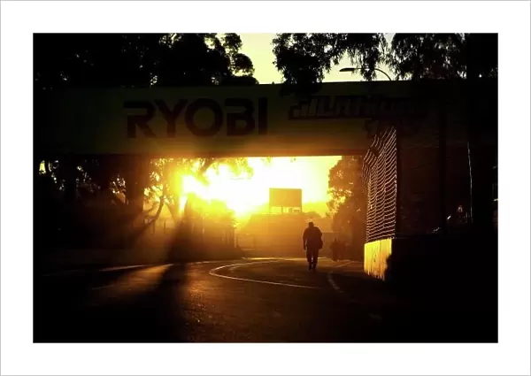 09av801. Dawn on the former Grand Prix circuit at Adelaide for The clipsal 500.