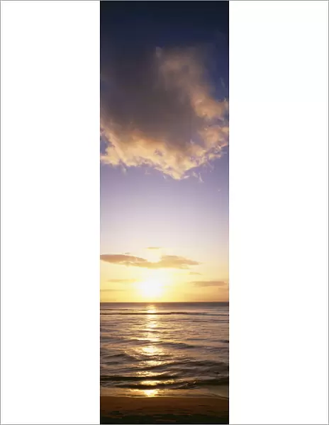 USA, Hawaii, Sunset Over Ka anapali Beach; Maui