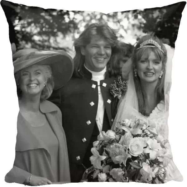 Caron Keating with her new husband Russ Lindsay and her mother Gloria Hunniford