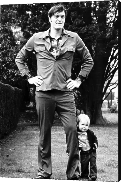 Richard Kiel actor and son Richard George Kiel - November 1976 Dbase MSI