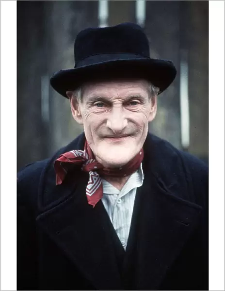 Wilfred Brambell Actor in TV series Steptoe and son on location in North Kensington DBase