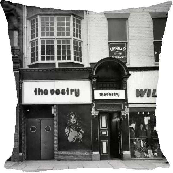 The Vestry pub in Sunderland, Tyne and Wear. 19th December 1973
