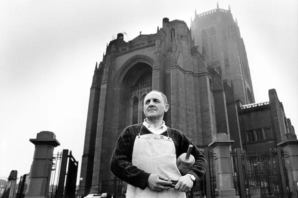 Tony Baker stonemason is the first stonemason to be employed full time at Liverpool