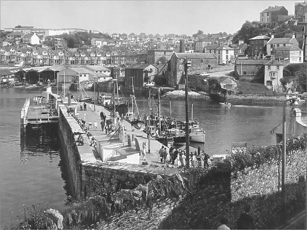 A view of the Brixham quays before the new fish market was built