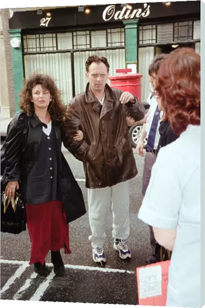 Rik Mayall and wife Barbara visiting hospital. 20th April 1998
