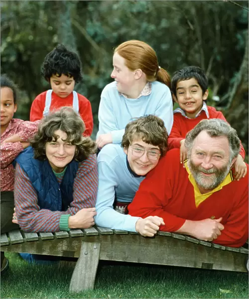 David Bellamy and his wife Rosemary with their children. 20th January 1983
