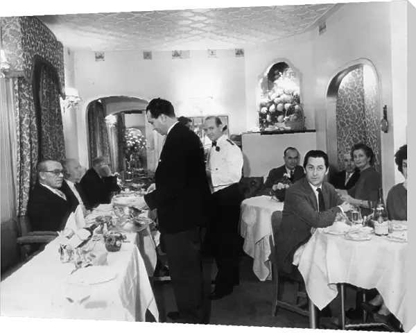 Rembrandt Club in Slater Street, Liverpool, Fine Dining Members Club, December 1958
