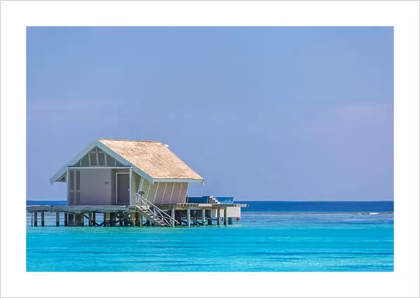 Luxury water bungalow in Maldives island