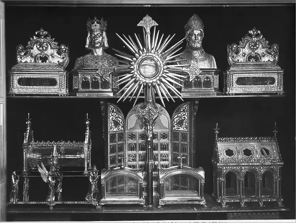 Reliquaries, Hall of the Capital, Paris, Cathedral of Notre Dame