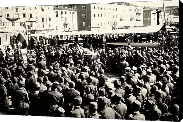 Italian army soldiers gather together in a square of Fiume. The photograph was taken during the occupation of city by part of the Italian legionary troops, headed by Gabriele D'Annunzio