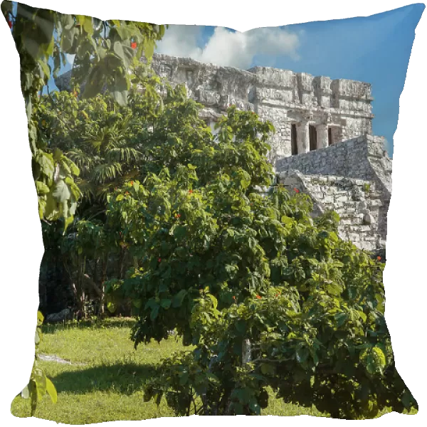 Mexico, Quintana Roo, Tulum, Mayan ruins, Pyramid El Castillo