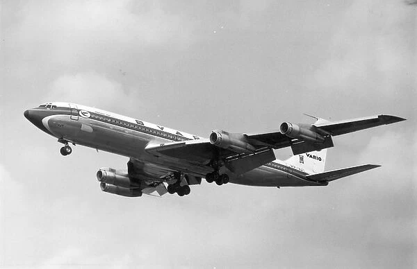Boeing 707-345C PP-VJY of Varig