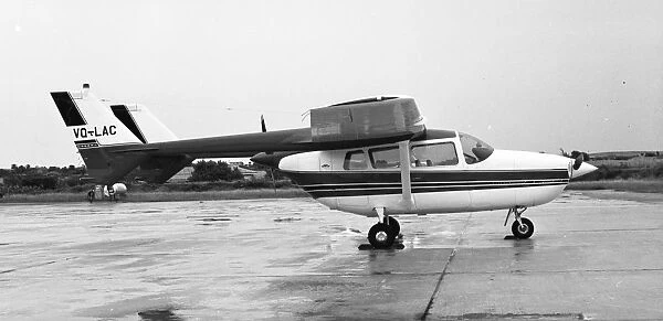 Cessna 337 Super Skymaster VQ-LAC