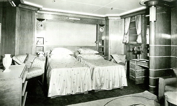 Cunard White Star, RMS, Queen Mary, Bedroom