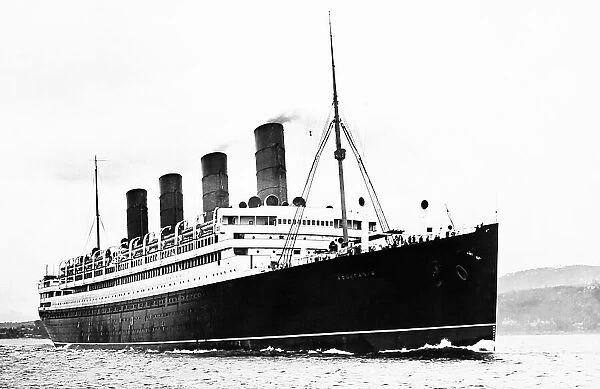 Cunard's RMS Aquitania at speed