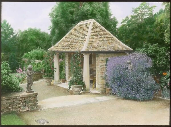 Garden seat at Abbotswood, Gloucestershire