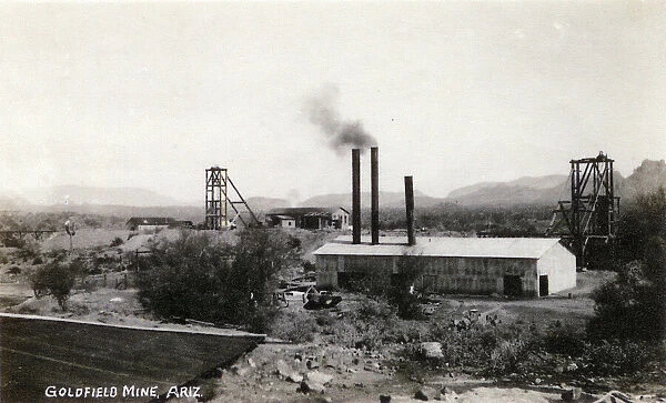 Goldfield mine with buildings, Arizona, USA