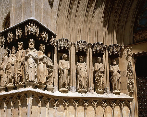 Gothic Art. 14th Century. St. Marys Cathedral. Apostles