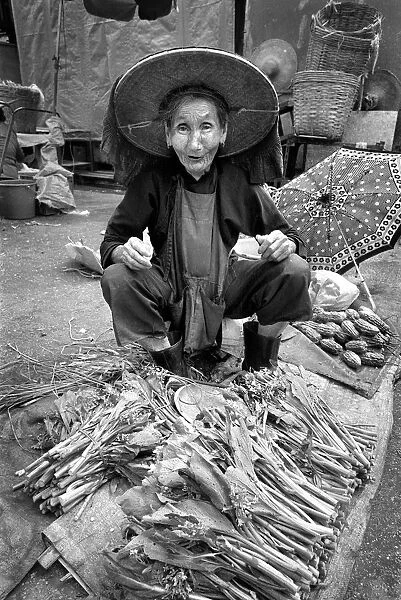 Hakka Chinese woman - pavement vegetable stall - Hong Kong
