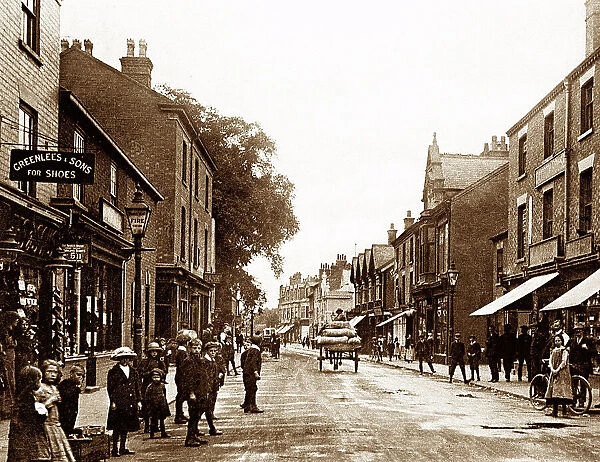 High Road, Beeston (near Nottingham), early 1900s