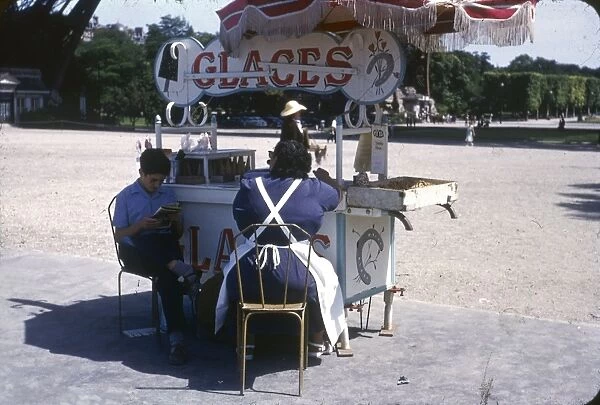 Ice cream vendor in the Dordogne, France