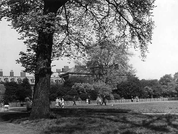 Kensington Palace 1930S
