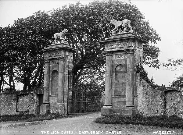 Lion Gates, Castlerock Castle